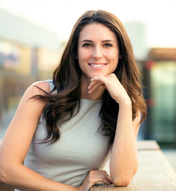 Smile Makeovers: Procedures for Renewal, Benefits for a Lifetime Smile Makeovers in Nashville Smile Makeovers in Nashville. IFD. Dental Implants, Veneers, ClearCorrect, Teeth Whitening and more in Nashville, TN 37205 Call:615-268-6522